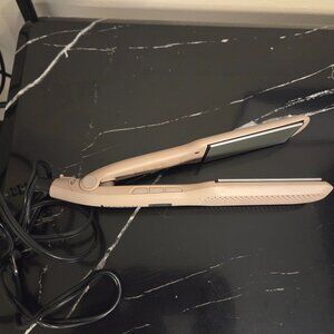 Remington S25A10 Wet2Style Flat Iron - 13/4" Ceramic + Titanium Plates